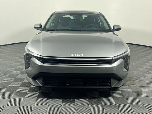 New 2025 Kia K4 LXS image 10