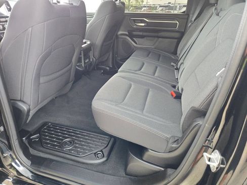 Used 2022 RAM 1500 Big Horn AWD/4WD image 16