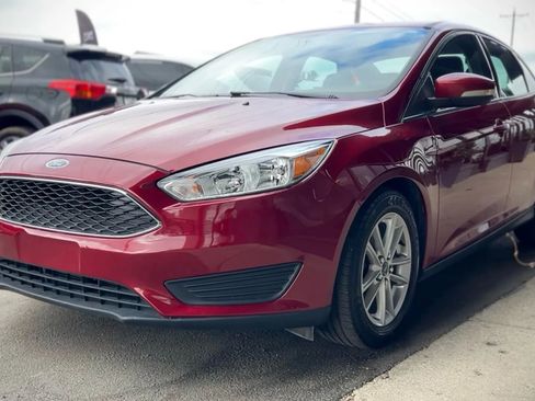 Used 2016 Ford Focus SE image 6