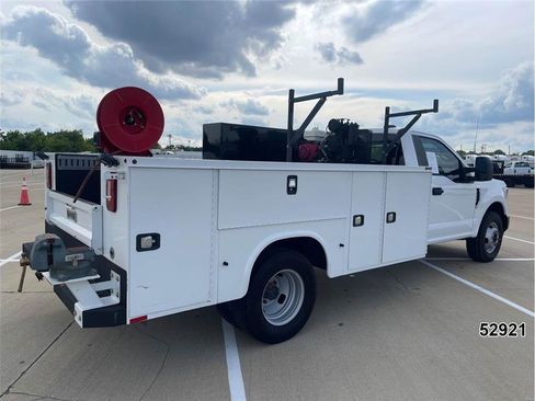 Used 2021 Ford F350 XL w/ Power Equipment Group RWD image 2