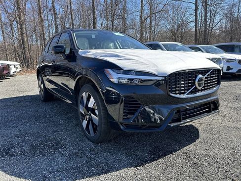 New 2025 Volvo XC60 T8 Plus w/ Climate Package image 2