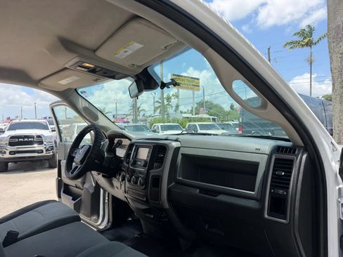 Used 2016 RAM 5500 Tradesman w/ Power Accessory Group AWD/4WD image 18