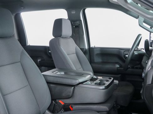 Used 2024 Chevrolet Silverado 3500 W/T image 26