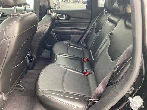 Used 2023 Jeep Compass High Altitude AWD/4WD image 24