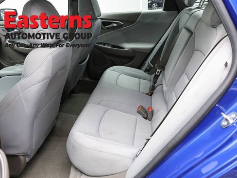 Used 2023 Chevrolet Malibu LT FWD image 21