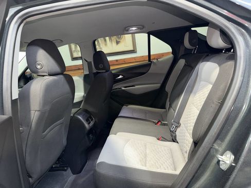 Used 2020 Chevrolet Equinox LS image 23