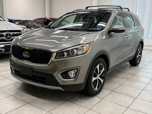 Used 2016 Kia Sorento EX w/ EX Touring Package FWD image 3