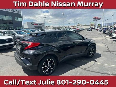 Used 2019 Toyota C-HR XLE FWD image 12