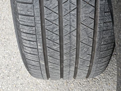 Used 2018 Maserati Levante AWD/4WD image 11