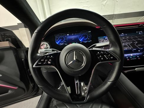 Used 2023 Mercedes-Benz EQS 580 4MATIC Sedan image 27