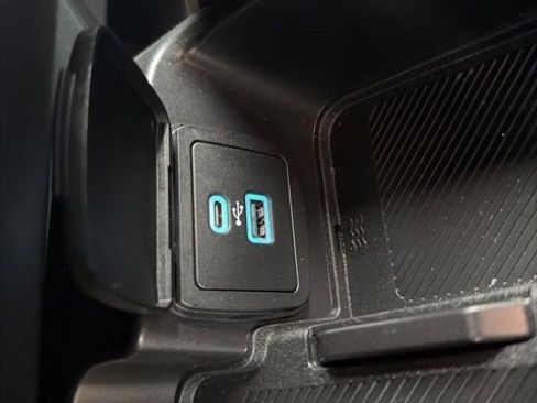 Used 2025 Ford Bronco Badlands AWD/4WD image 34