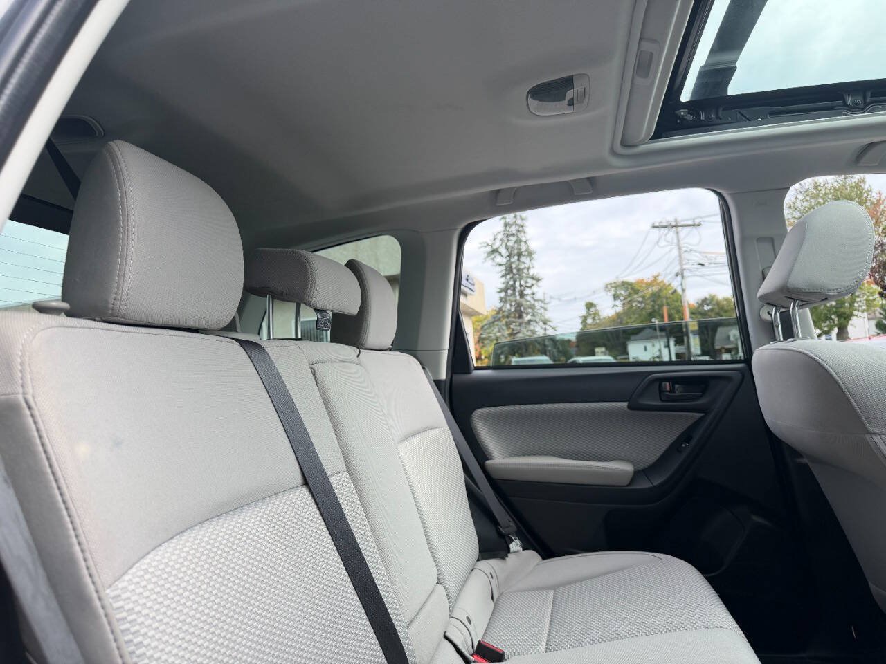 Used 2018 Subaru Forester 2.5i Premium AWD/4WD image 25