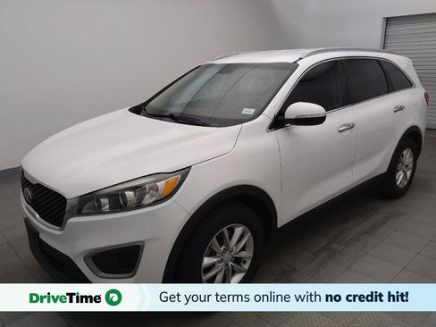 Used 2018 Kia Sorento FWD image 1