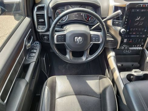 Used 2022 RAM 3500 Laramie AWD/4WD image 10