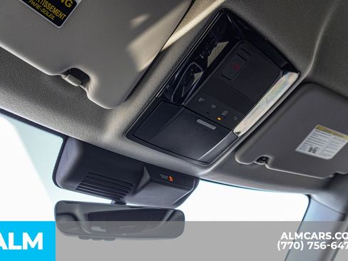 Used 2025 Mitsubishi Outlander SE image 64