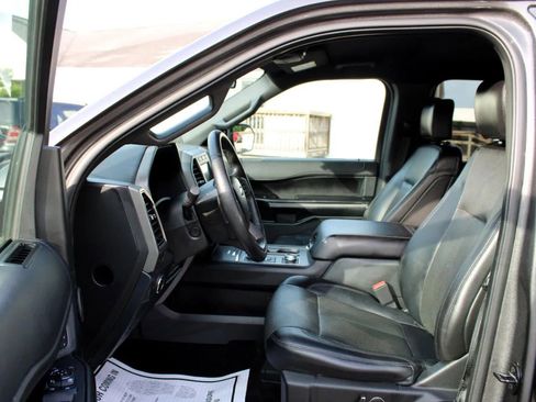 Used 2018 Ford Expedition XLT w/ Equipment Group 202A image 18