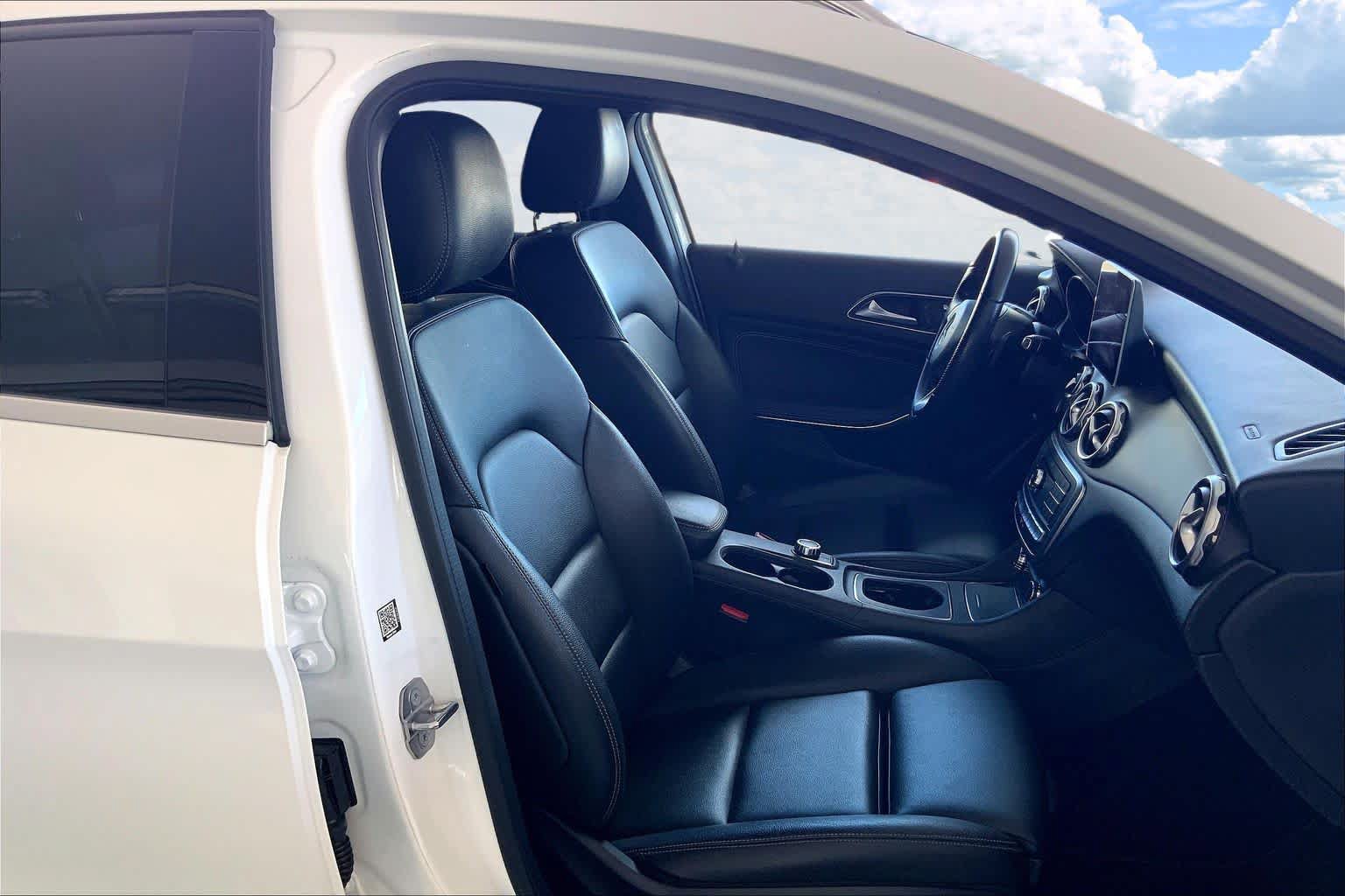 Used 2019 Mercedes-Benz GLA 250 4MATIC image 13