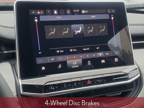 Used 2024 Jeep Compass Limited image 27