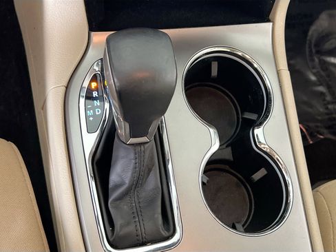 Used 2022 Jeep Grand Cherokee Laredo E image 17