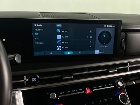 Used 2025 Hyundai Santa Fe SEL image 19