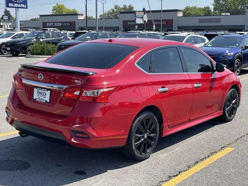 Used 2017 Nissan Sentra SR w/ SR Midnight Edition FWD image 10
