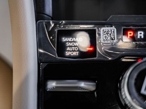 New 2025 Jeep Grand Cherokee Limited w/ Luxury Tech Group II image 26