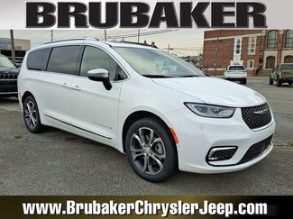 New 2026 Chrysler Pacifica Pinnacle video 1