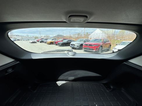 Used 2024 Honda HR-V LX image 33