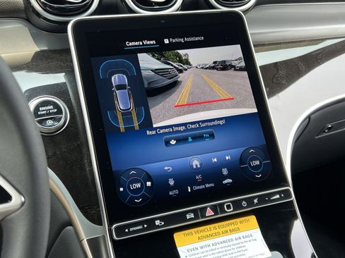 Certified 2025 Mercedes-Benz GLC 300 4MATIC image 17