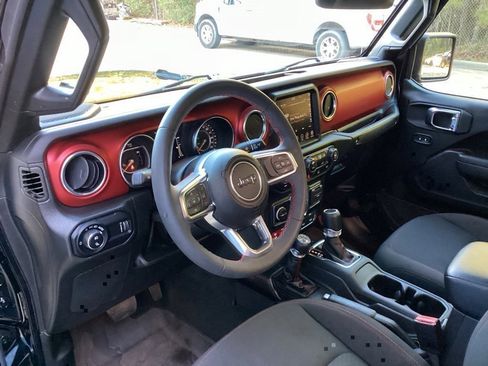 Used 2023 Jeep Gladiator Rubicon w/ LED Lighting Group image 24