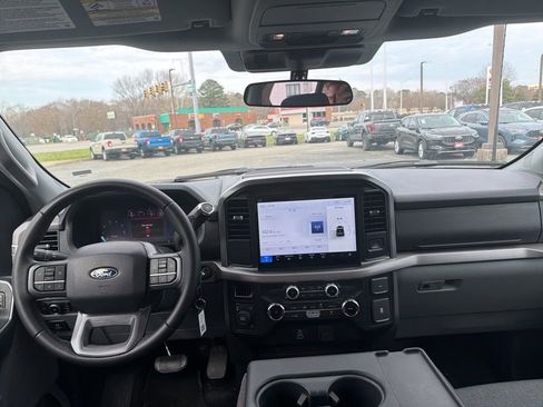 Used 2025 Ford F150 XLT w/ Equipment Group 301A Standard image 10