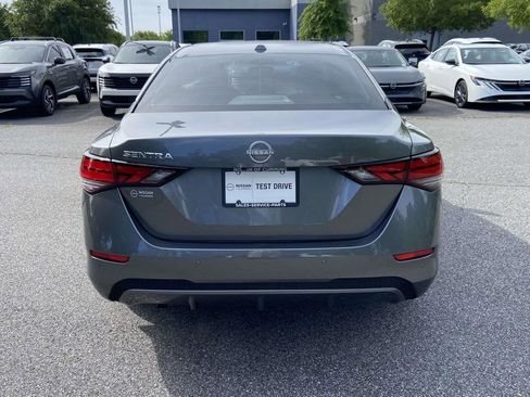 Used 2025 Nissan Sentra SV FWD image 4