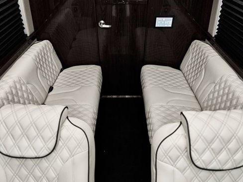 Used 2024 Mercedes-Benz Sprinter 3500 w/ Parking Package image 86