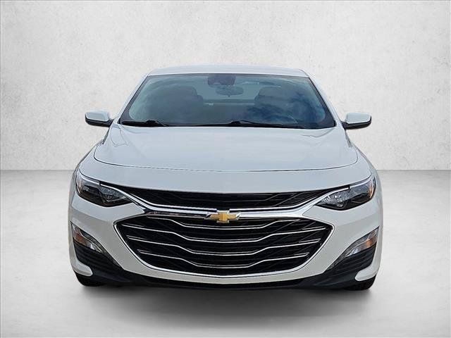Certified 2025 Chevrolet Malibu LT FWD image 2