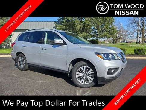 Certified 2020 Nissan Pathfinder S FWD image 1