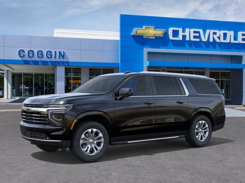 New 2026 Chevrolet Suburban LT w/ Comfort Package AWD/4WD image 2