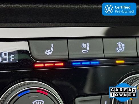 Certified 2024 Volkswagen Taos SEL AWD/4WD image 20