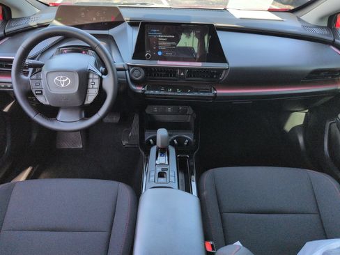 Used 2024 Toyota Prius Prime FWD image 16