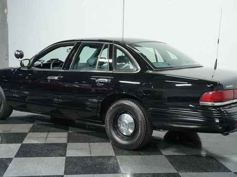 Used 1997 Ford Crown Victoria Police Interceptor image 7