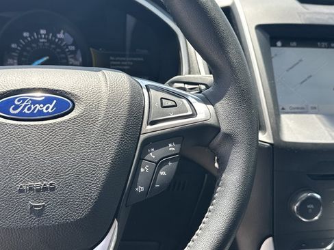Used 2016 Ford Edge SEL w/ Equipment Group 201A FWD image 30