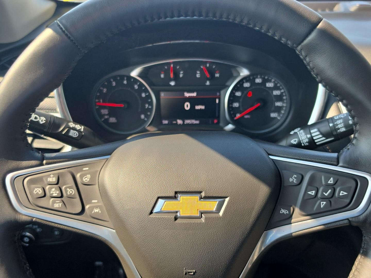 Used 2022 Chevrolet Equinox Premier w/ Redline Edition AWD/4WD image 25