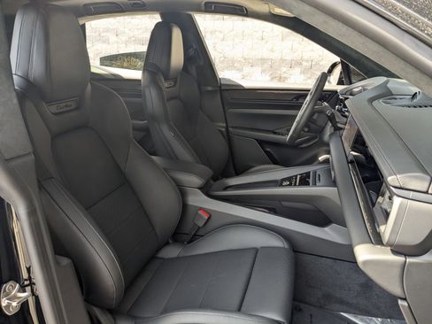 Used 2025 Porsche Macan Turbo Electric image 24