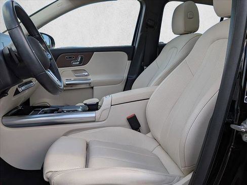 Used 2022 Mercedes-Benz GLA 250 image 17