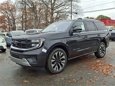 New 2025 Ford Expedition Platinum w/ Driver's Package image 2