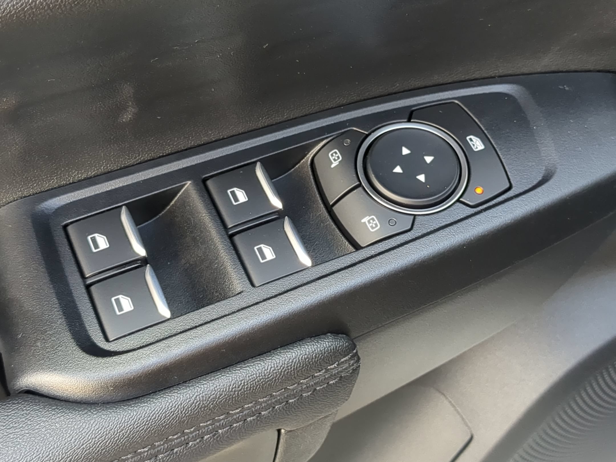 New 2026 Ford Ranger XLT w/ Equipment Group 301A High AWD/4WD image 12