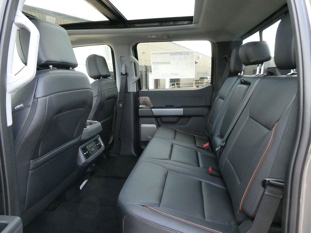 New 2027 Ford F250 Lariat AWD/4WD image 16