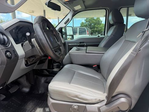 Used 2014 Ford F250 XL w/ Power Equipment Group RWD image 32