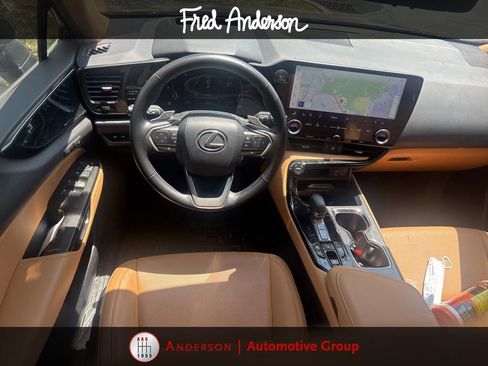 Used 2024 Lexus NX 350h AWD image 10
