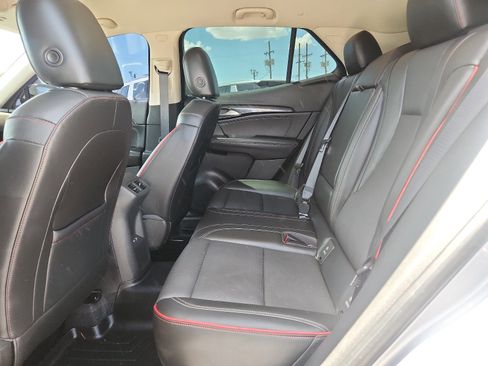 Used 2022 Buick Envision Essence w/ Sport Touring Package FWD image 10
