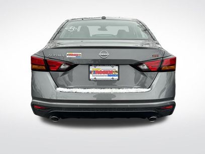 New 2025 Nissan Altima 2.5 SR w/ SR Premium Package